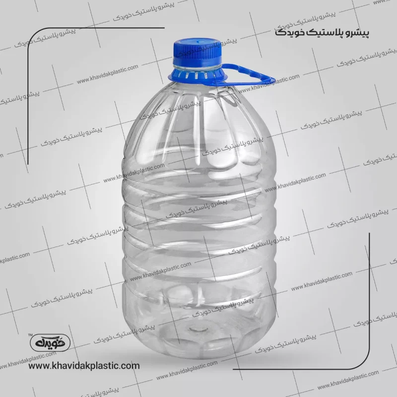 عکس بطری پلاستیکی شفاف خالی 5 پنج لیتری 5000 سی سی طرح مِهداد با درب که یک دبه شفاف است